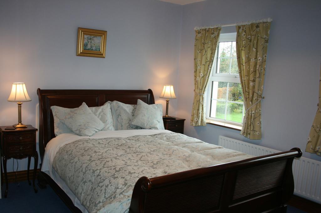 Avarest Bunratty B&B Shannon Szoba fotó