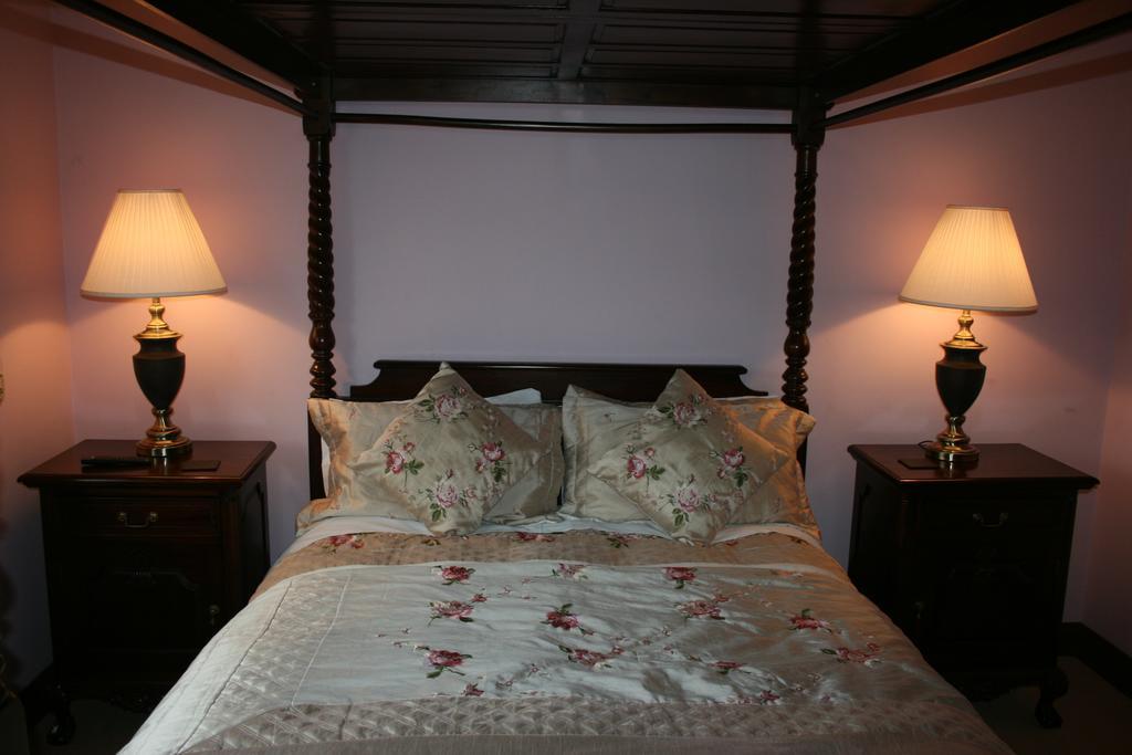 Avarest Bunratty B&B Shannon Szoba fotó
