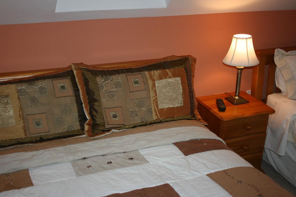 Avarest Bunratty B&B Shannon Szoba fotó