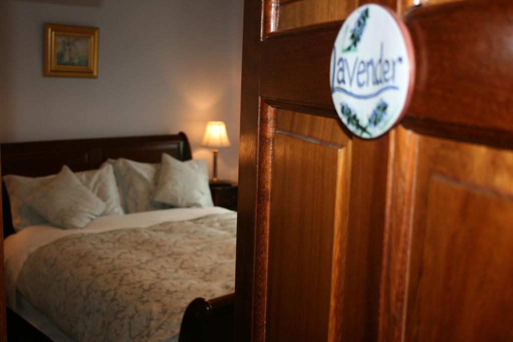 Avarest Bunratty B&B Shannon Szoba fotó